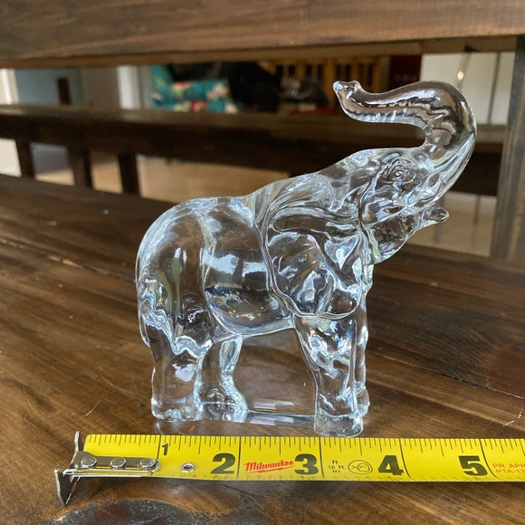 SOLD Glass Elephant Statue - Good Luck Elephant - Glass Elephant Figurine - Picture 8 of 12